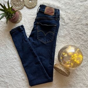 women Levi Jeans
